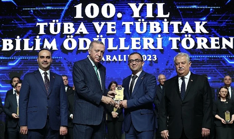 Doç. Dr. Fatih Kocabaş’a TÜBA-GEBİP Ödülü