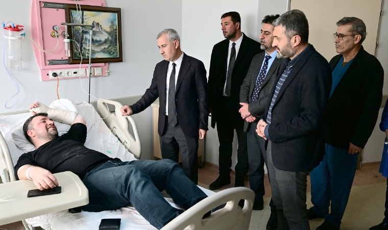 Otobüs Kazasında Yaralananlara Başkan Çınar'dan Ziyaret